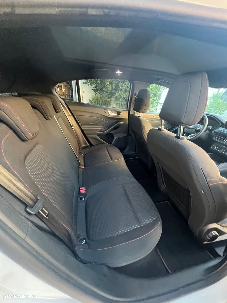 Ford Focus - 6