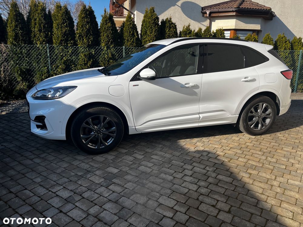 Ford Kuga - 2