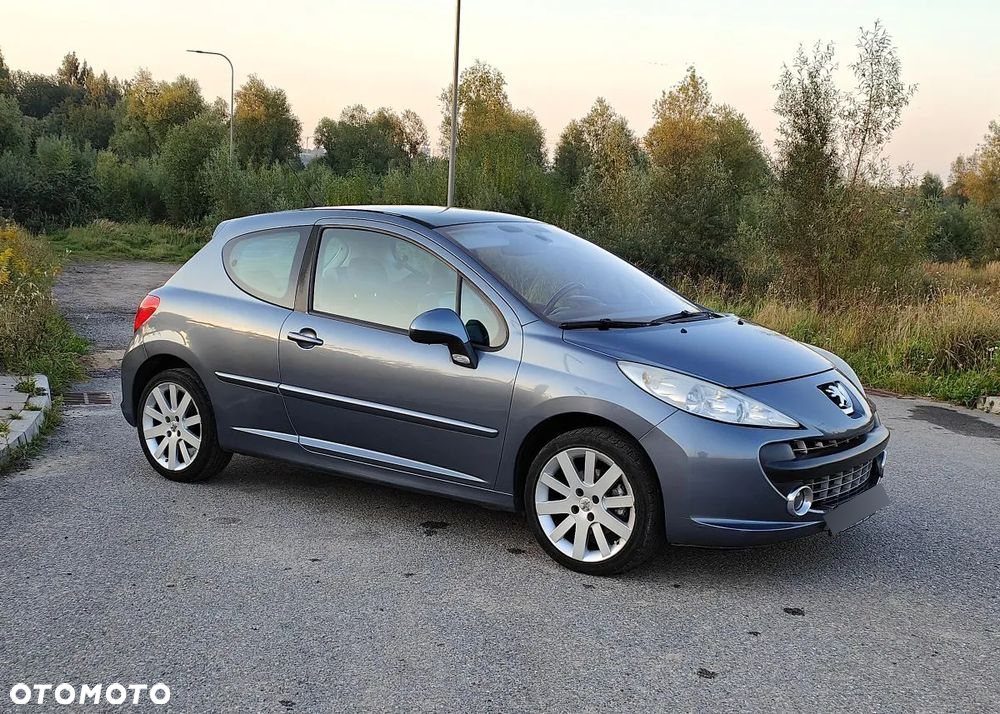 Peugeot 207 - 6