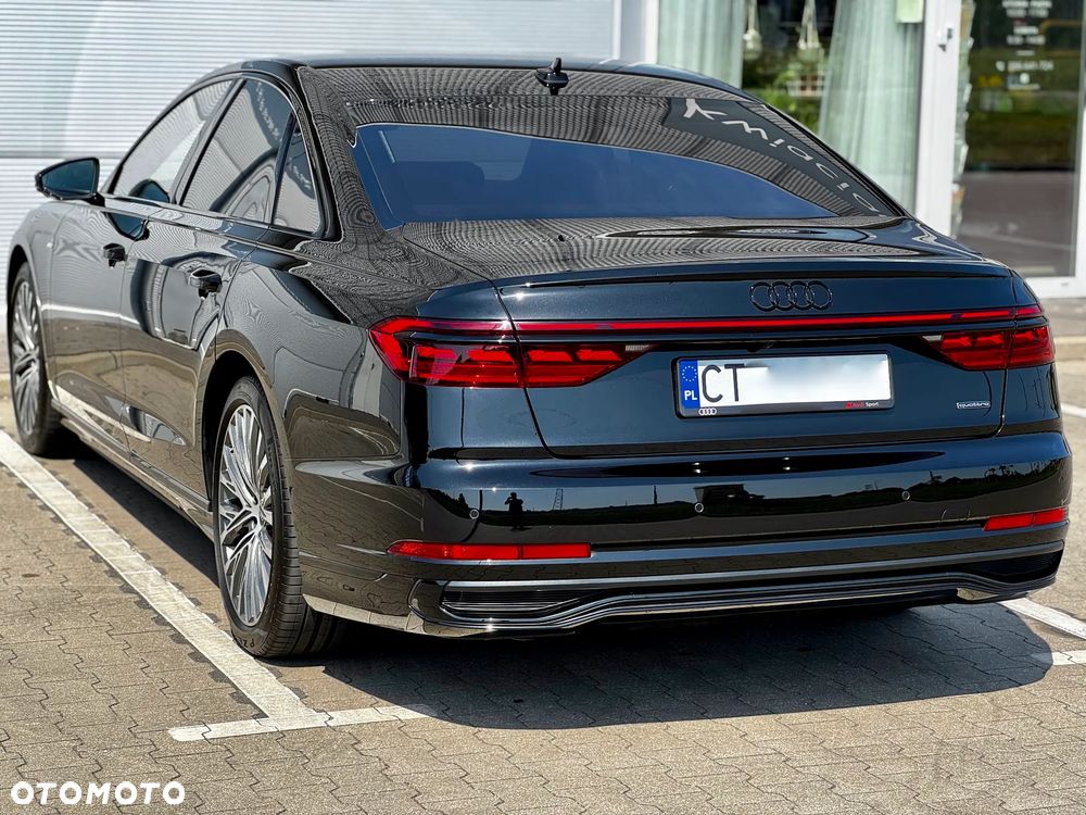 Audi A8 - 4