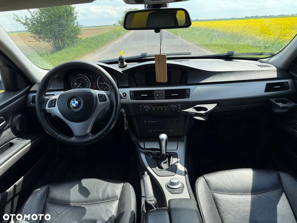 BMW Seria 3 320d DPF - 11