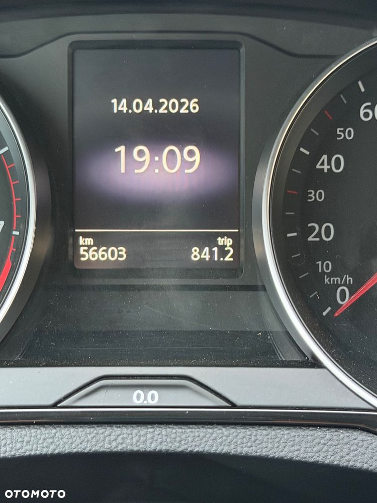 Volkswagen Passat 1.8 TSI (BlueMotion Technology) DSG Comfortline - 18