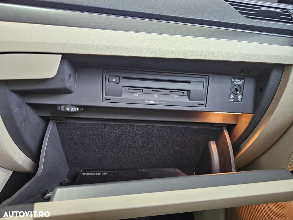 Skoda Superb 2.0 TDI 4X4 DSG Style - 23