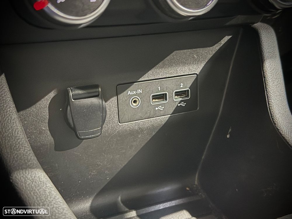 Renault Clio 1.0 TCe Intens Bi-Fuel - 27