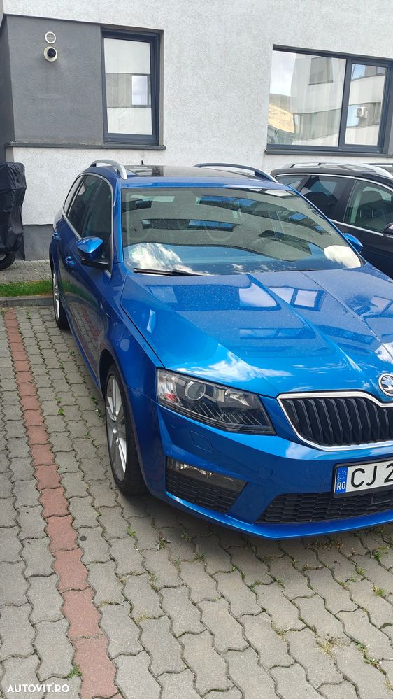 Skoda Octavia 2.0 TDI DSG RS - 1