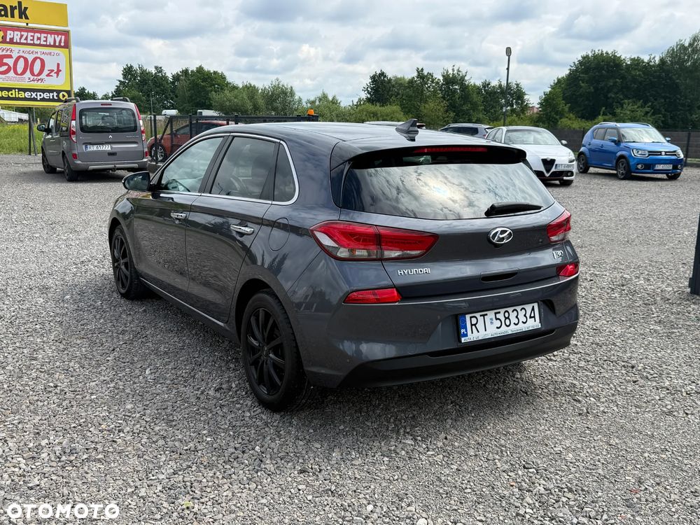 Hyundai i30 1.4 T-GDI Premiere Style - 17