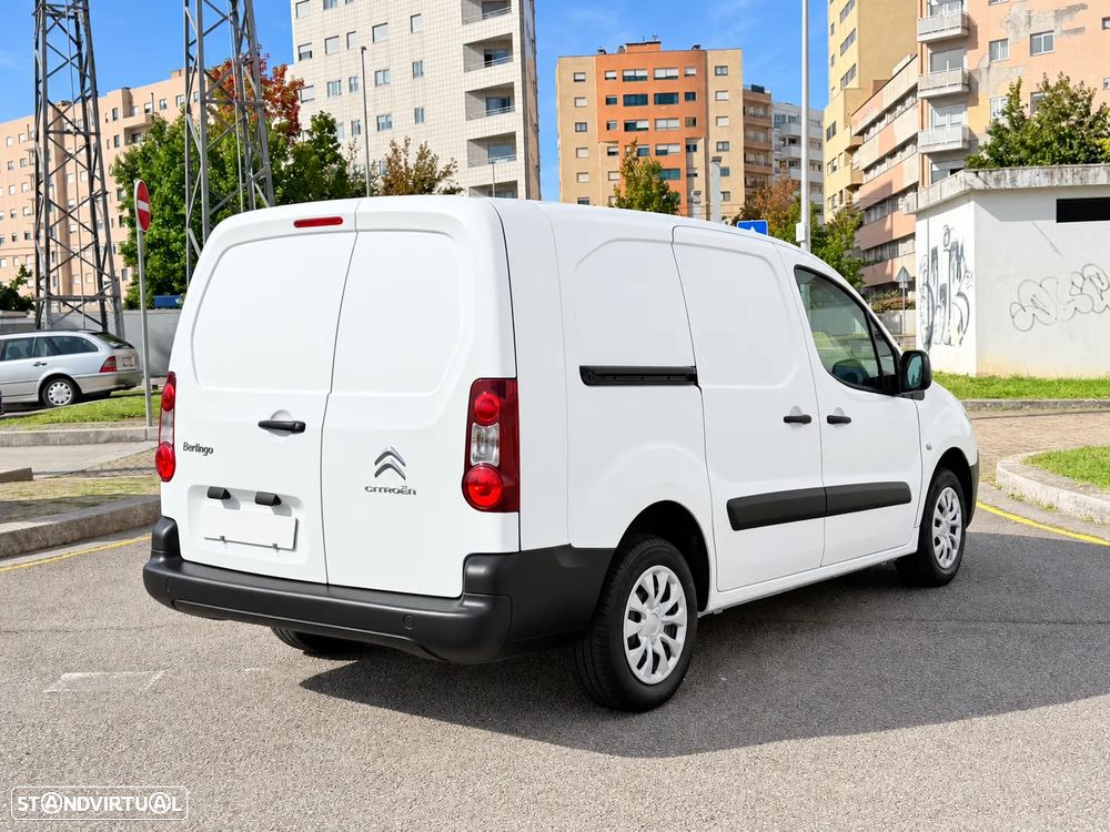 Citroën BERLINGO 1.6 HDI 90 CV - LONGA - 3 LUGARES - 16