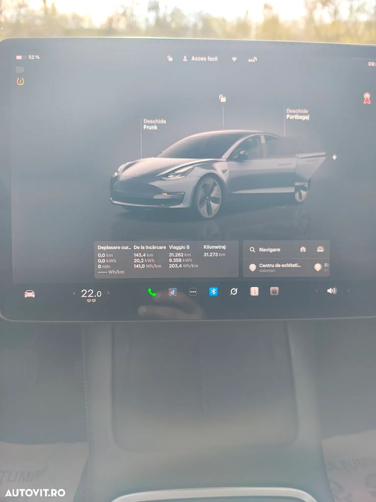 Tesla Model 3 - 10