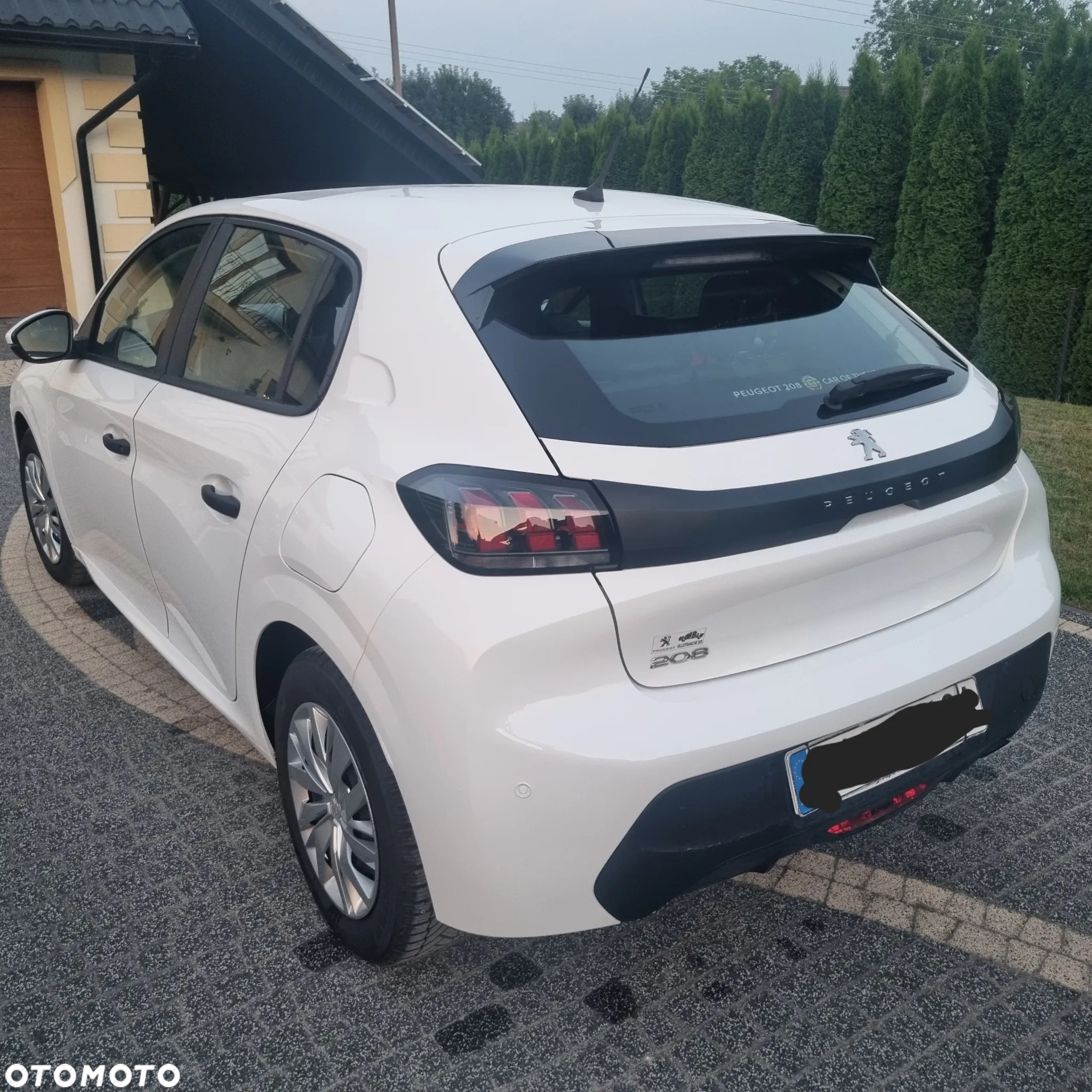 Peugeot 208 - 2