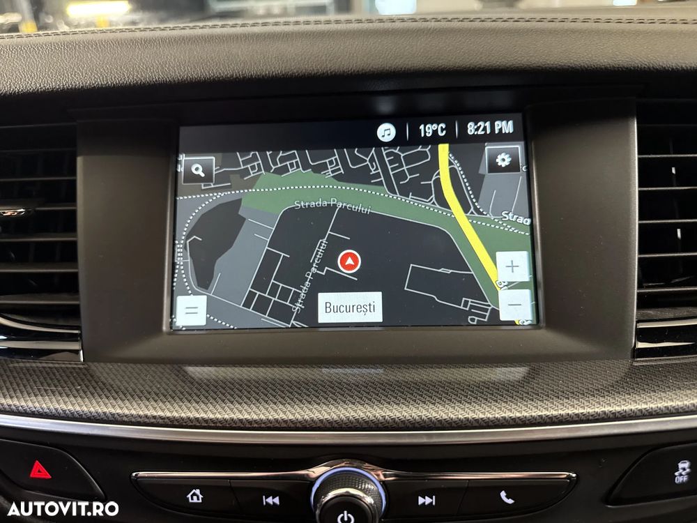 Opel Insignia - 21
