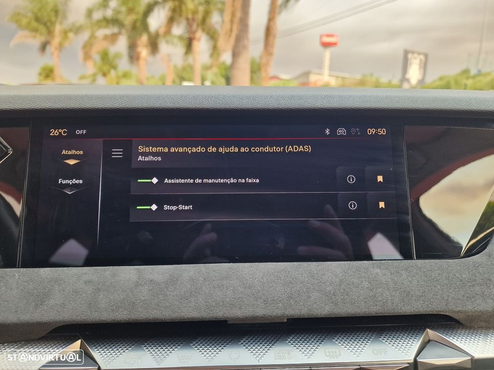 DS DS4 4 1.2 PureTech Performance Line EAT8 - 38