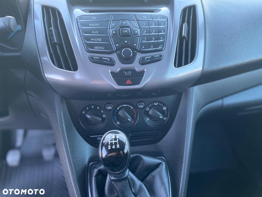 Ford CONNECT - 13