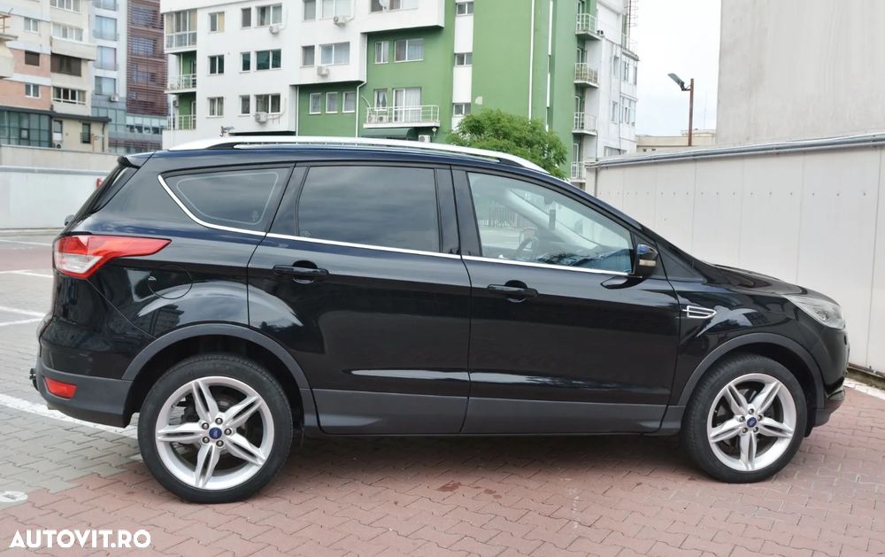 Ford Kuga 2.0 TDCi 4WD Powershift Titanium - 15