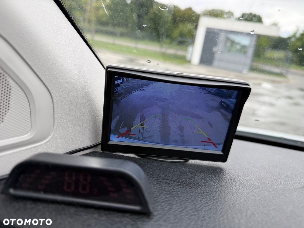 Peugeot e - Expert - 22