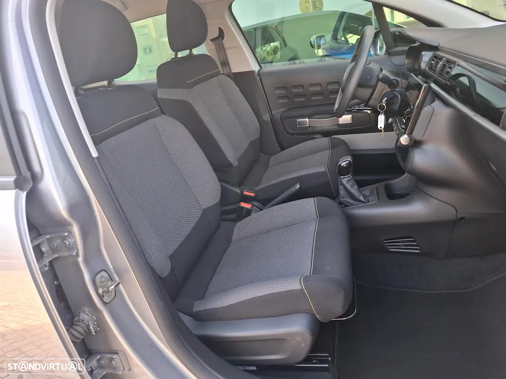 Citroën C3 1.2 PureTech Feel - 38