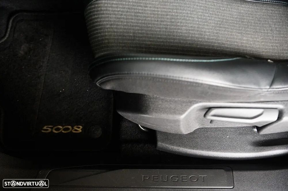 Peugeot 5008 1.5 BlueHDi Allure EAT8 - 60