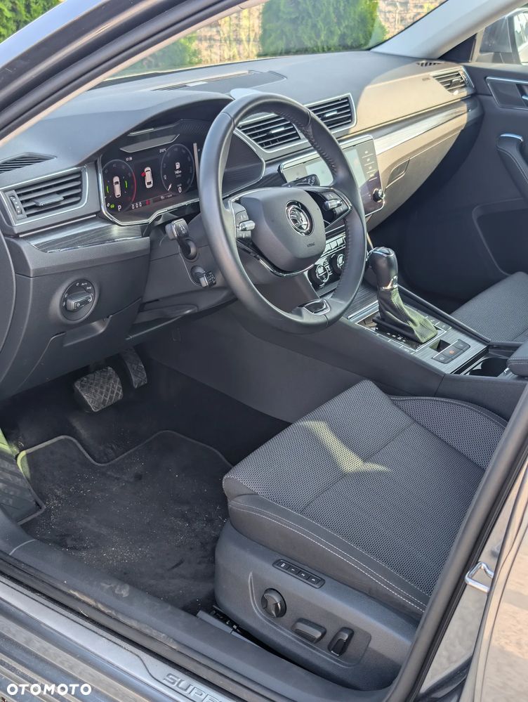 Skoda Superb 1.5 TSI DSG Ambition - 23