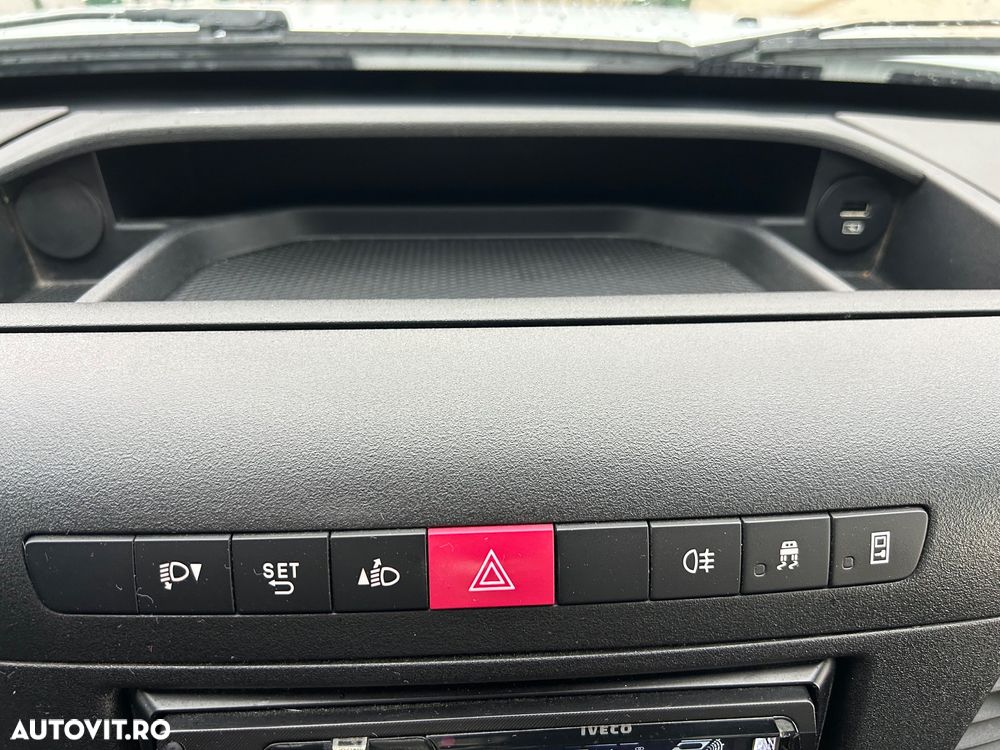 Iveco Daily 3.0 D BASCULABIL 3 PARTI 3.5 tone - 34