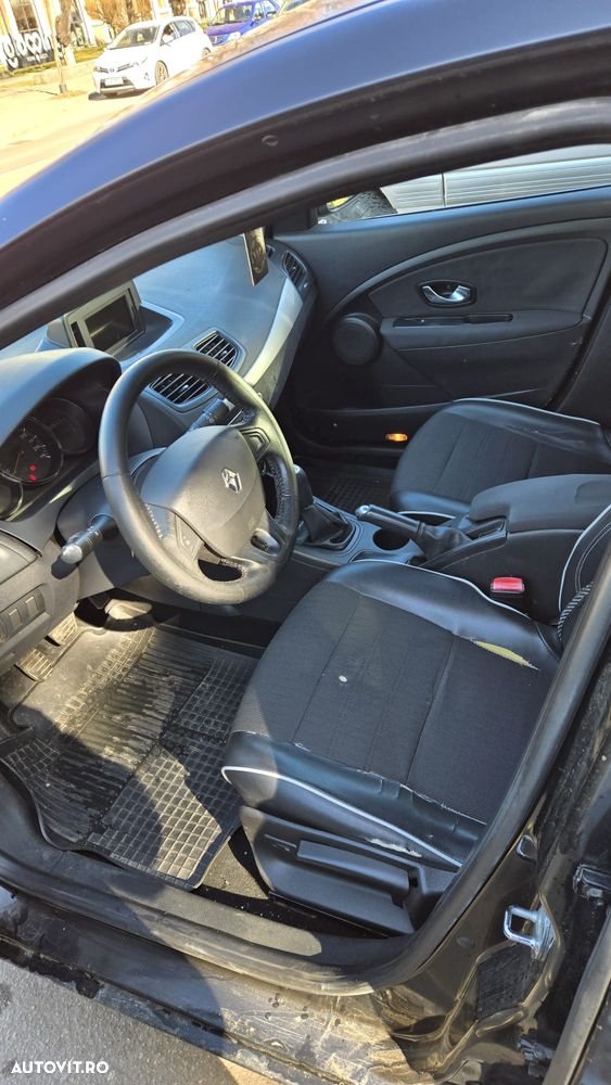 Renault Fluence 1.5dCi Dynamique - 13