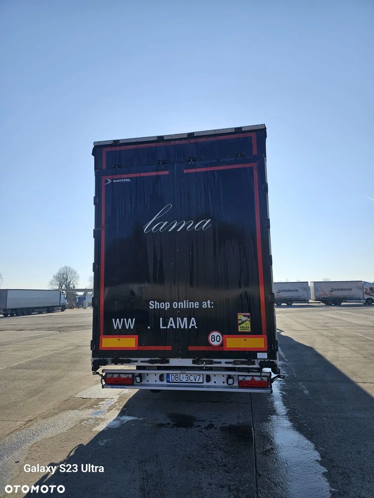Mercedes-Benz Actros - 7
