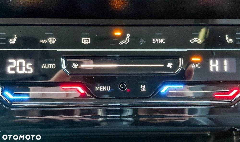 Volkswagen Passat - 26