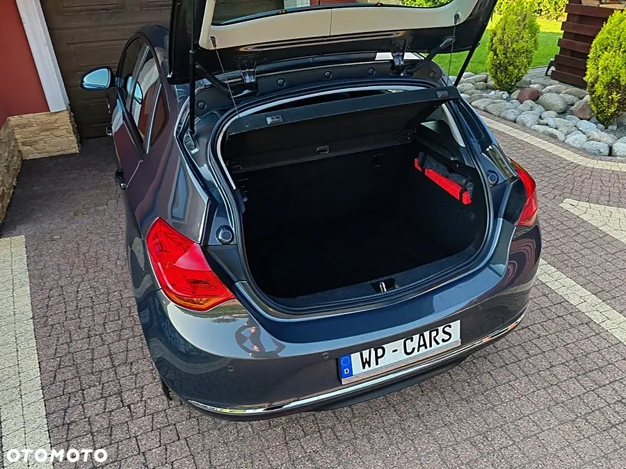 Opel Astra 1.4 Turbo Active - 37