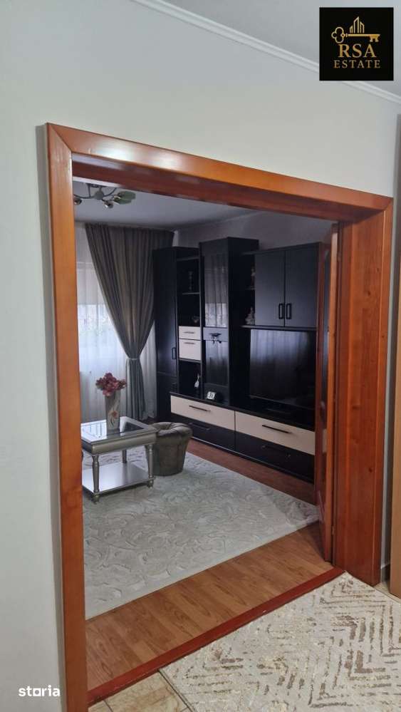 Apartament 3 camere de vanzare, Dragasani Central — fotografia 1