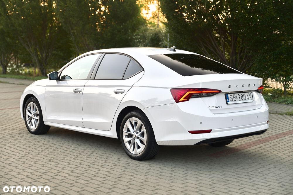 Skoda Octavia 2.0 TDI Ambition - 9