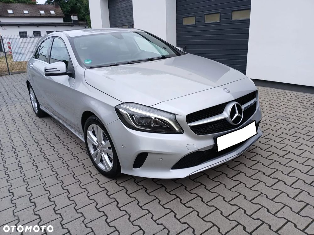 Mercedes-Benz Klasa A 180 AMG Line - 9