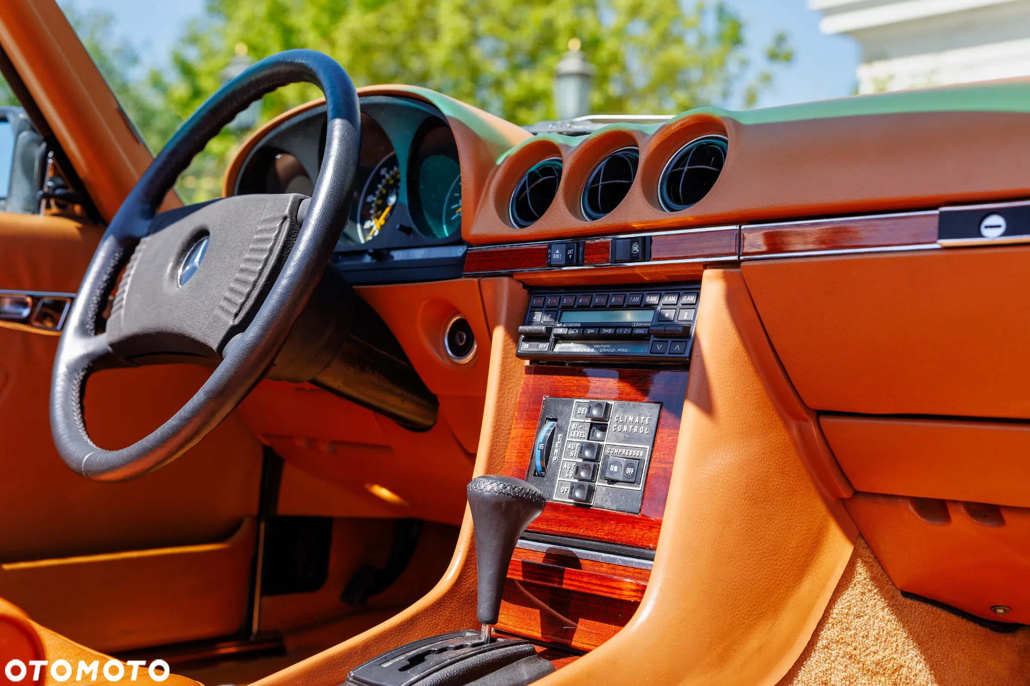 Mercedes-Benz SL - 29