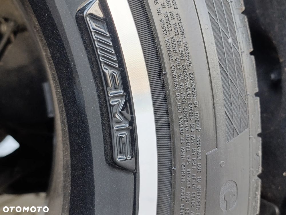 Mercedes-Benz Klasa E 200 9G-TRONIC AMG Line - 11