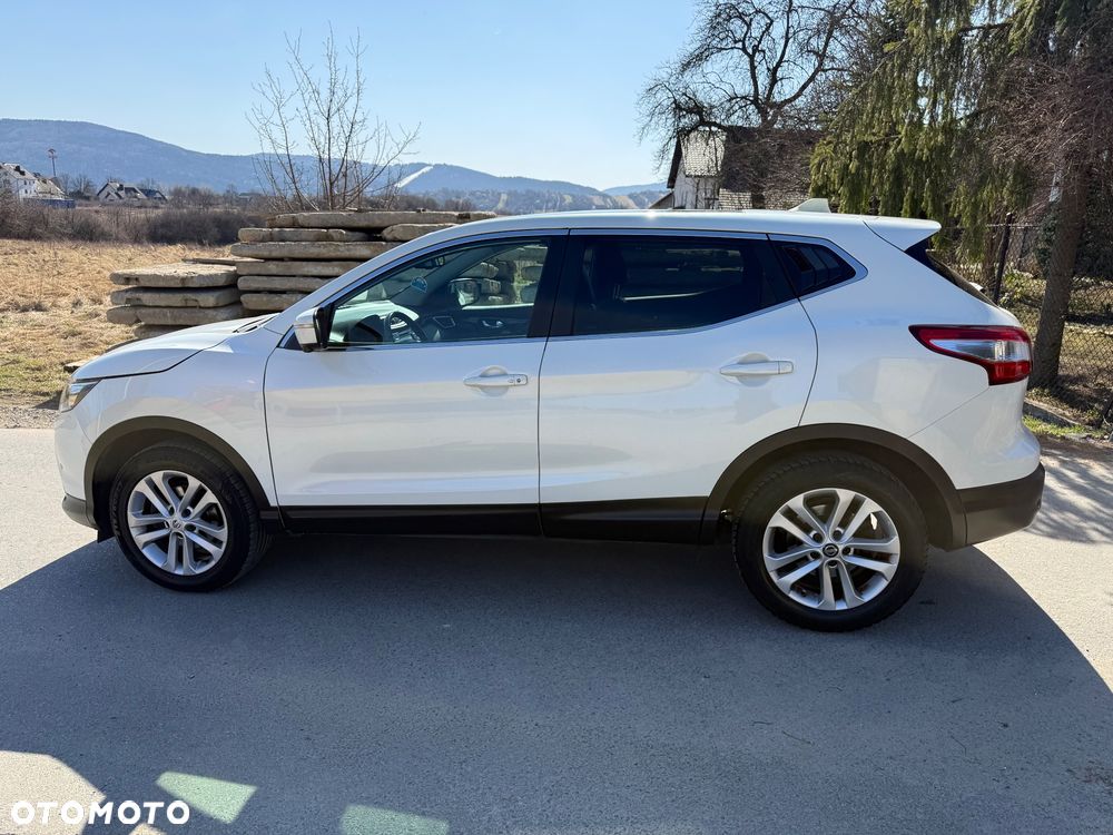 Nissan Qashqai 1.6 DCi 4x4 Tekna - 33