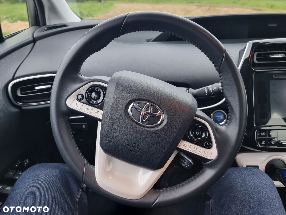 Toyota Prius 1.8 Hybrid Premium - 9