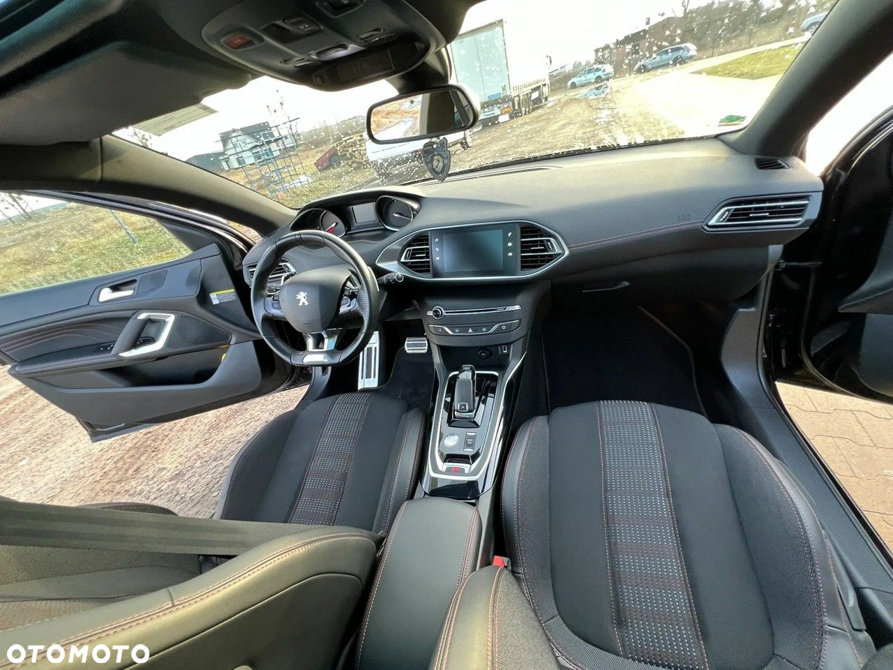 Peugeot 308 1.5 BlueHDi GT Pack S&S EAT8 - 12