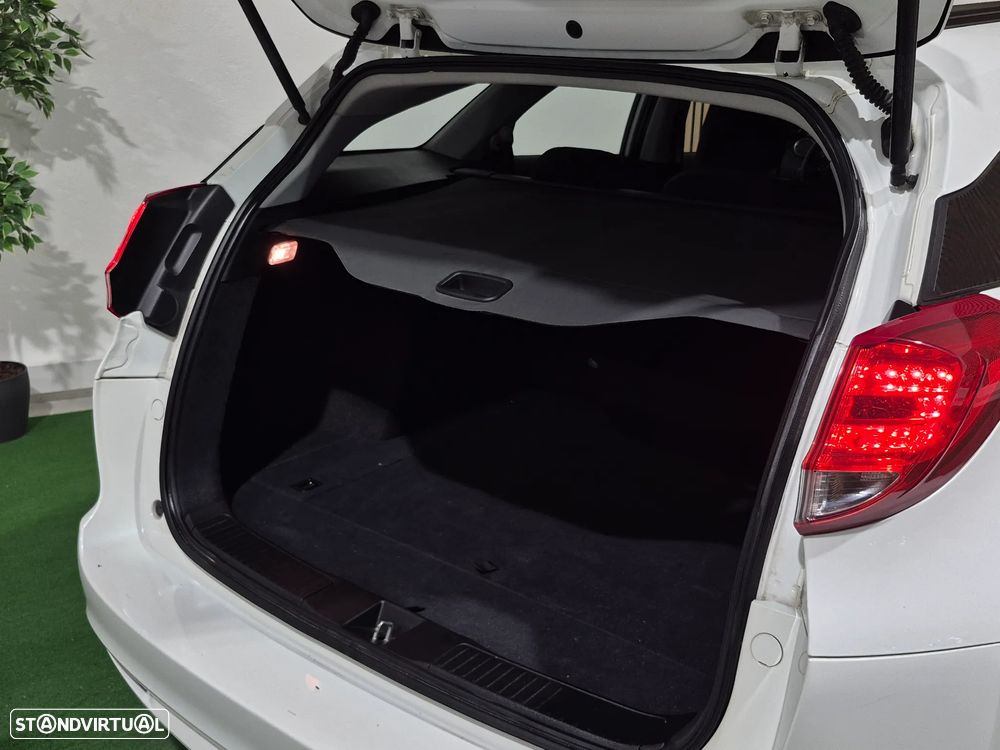 Honda Civic Tourer 1.6 i-DTEC Elegance - 35