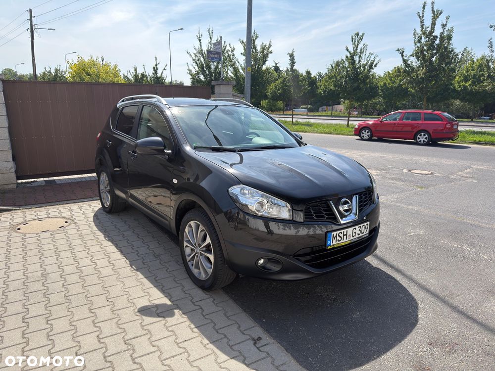 Nissan Qashqai 2.0 4x4 Tekna Premium - 1