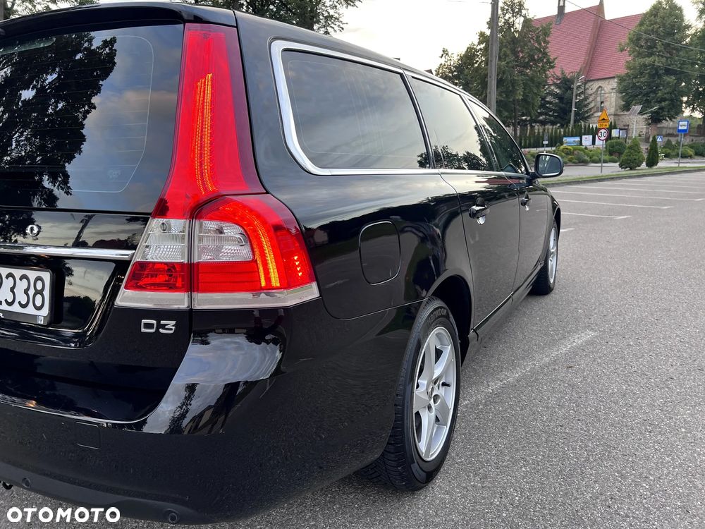 Volvo V70 D3 Kinetic - 35