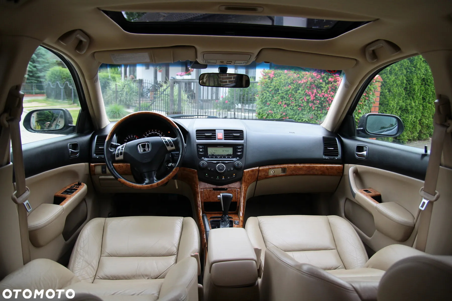 Honda Accord Tourer 2.4 i Automatik Executive - 6
