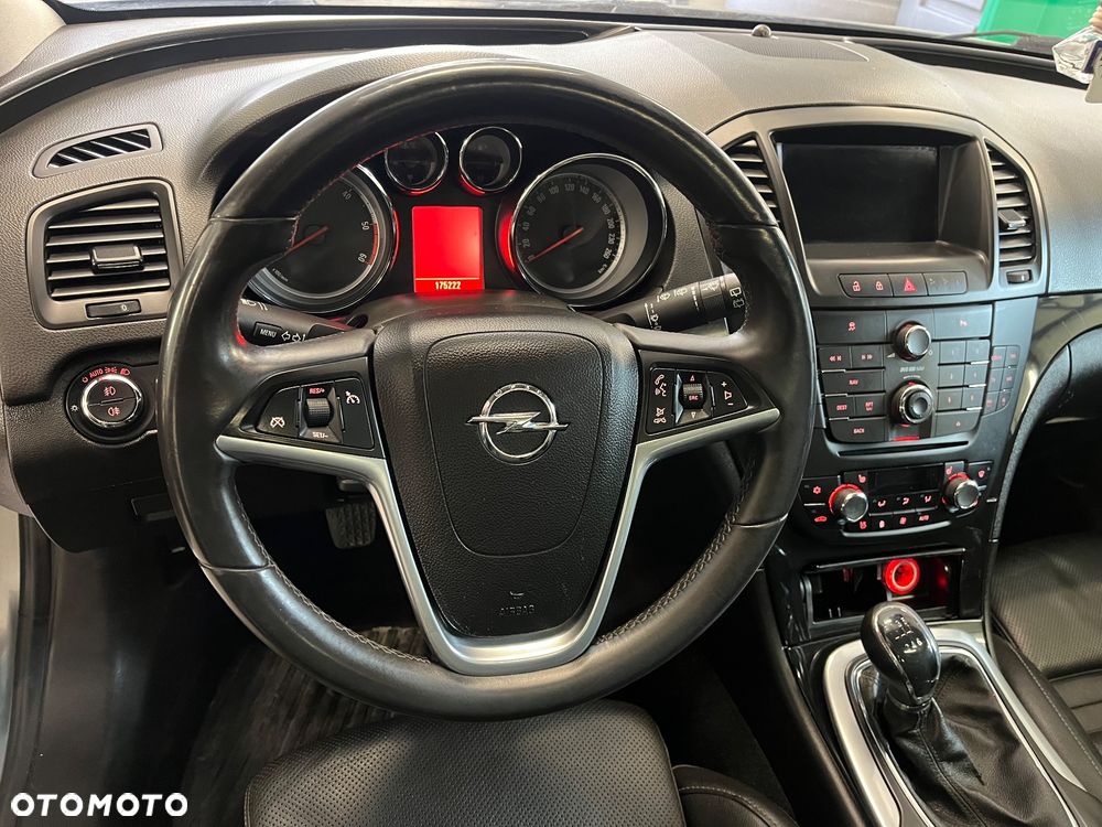 Opel Insignia 2.0 CDTI EcoFLEX Cosmo - 14