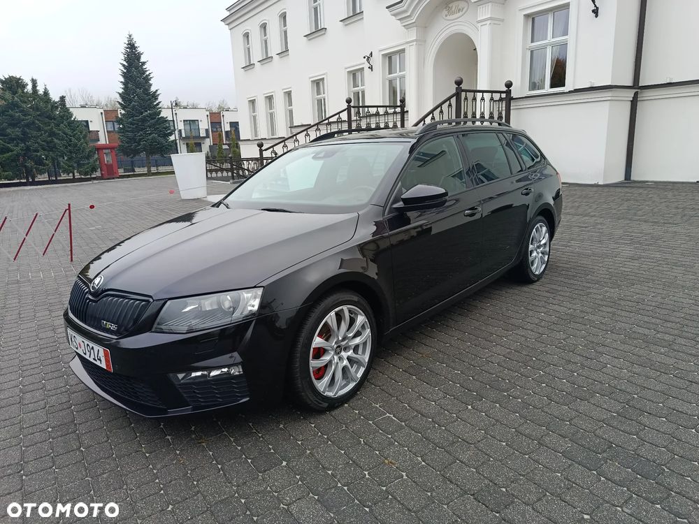 Skoda Octavia Combi 2.0 TDI RS - 3