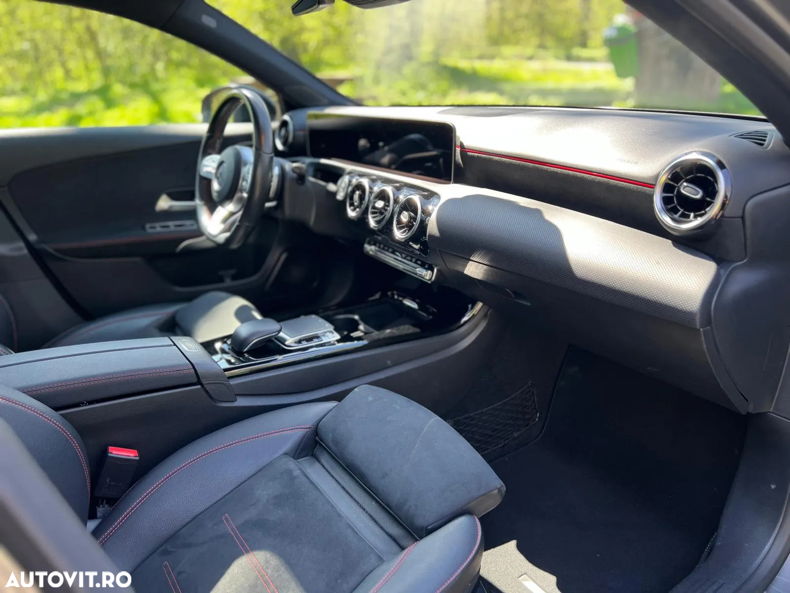 Mercedes-Benz A 180 7G-DCT AMG Line - 9