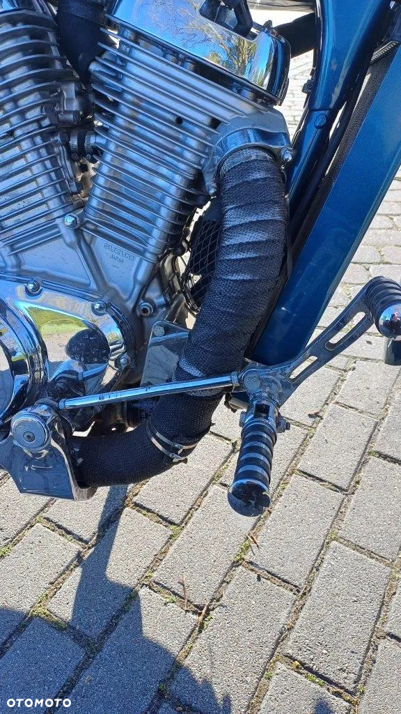Suzuki Intruder - 8
