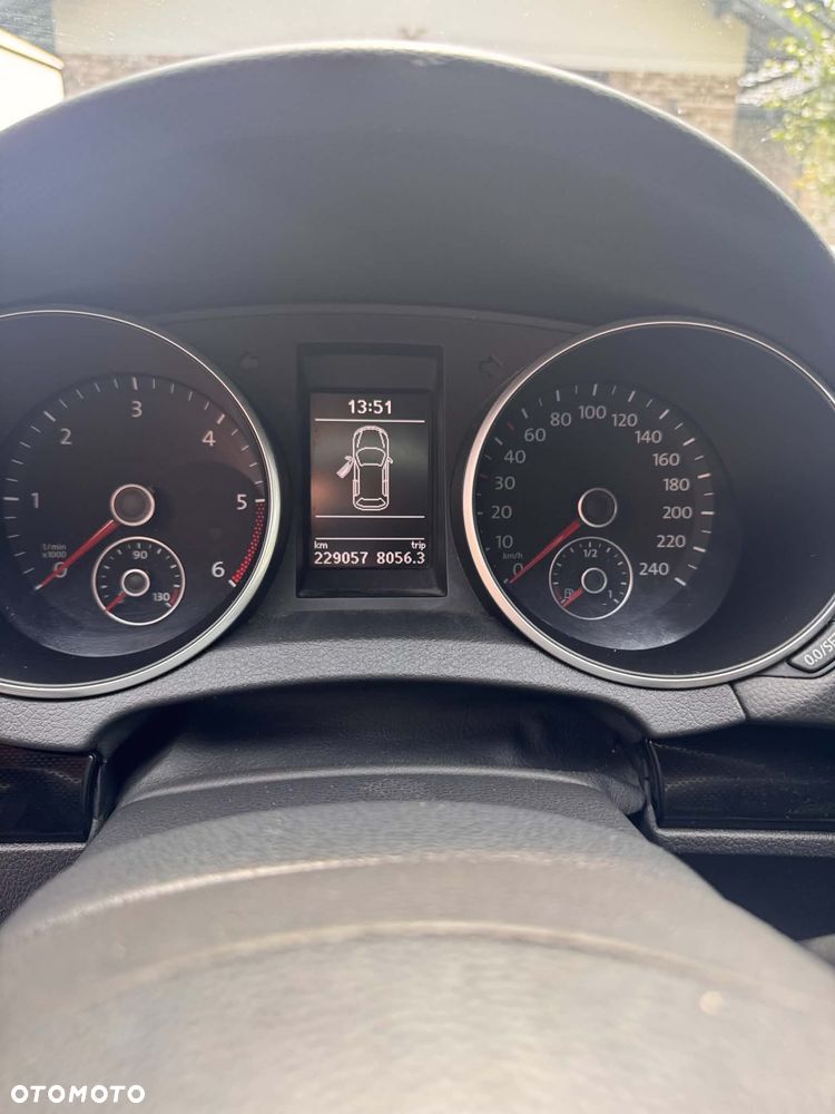 Volkswagen Golf 1.6 TDI DPF Comfortline - 11