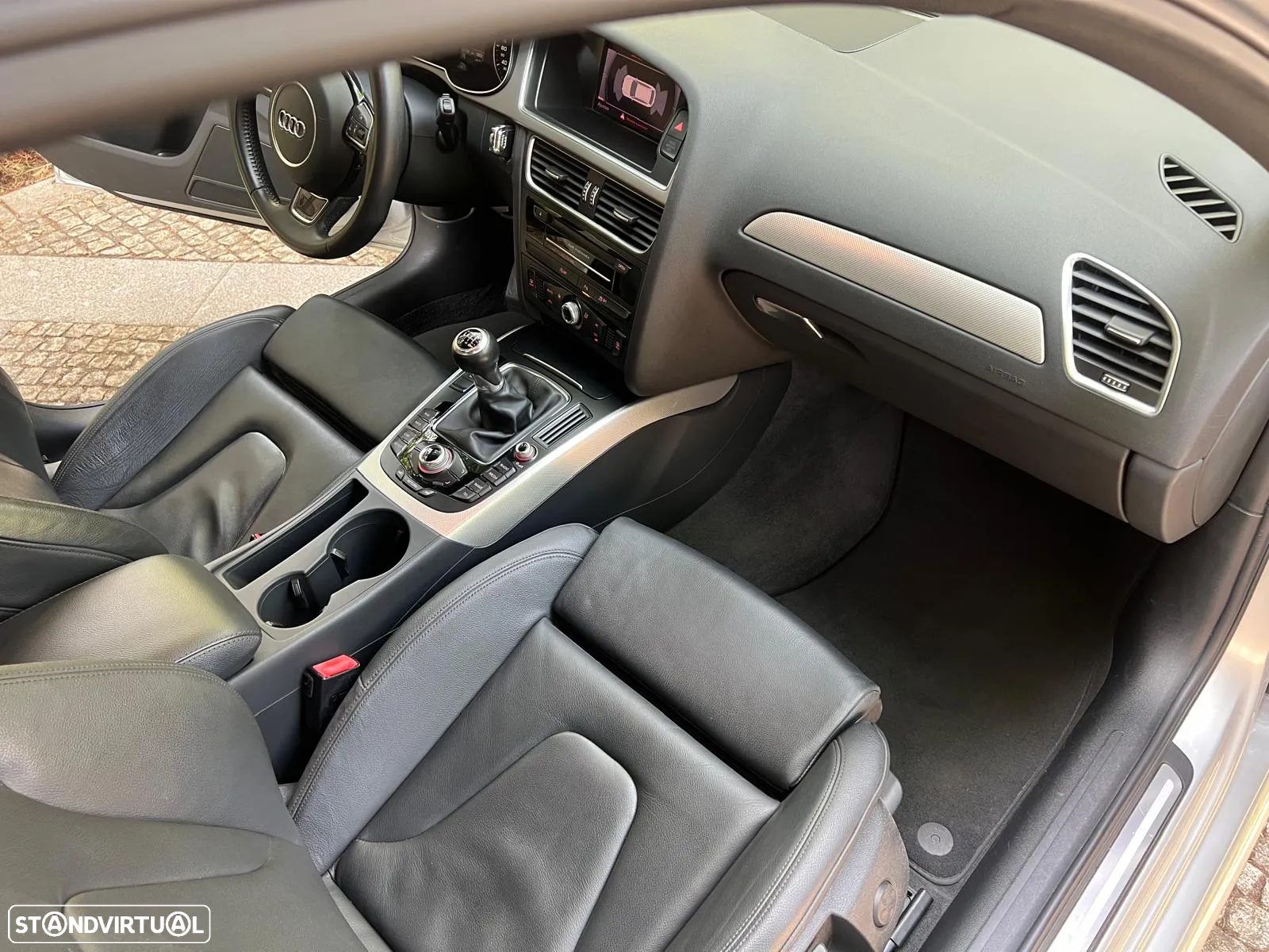 Audi A4 Avant 2.0 TDI Business Line S-line - 17