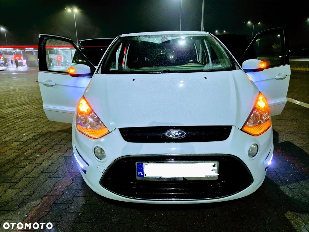 Ford S-Max 2.0 TDCi DPF Business Edition - 1