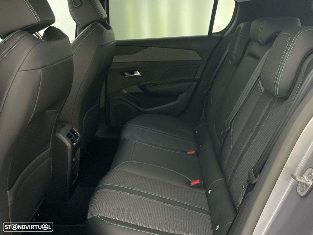 Peugeot 308 1.6 Hybrid Allure e-EAT8 - 12