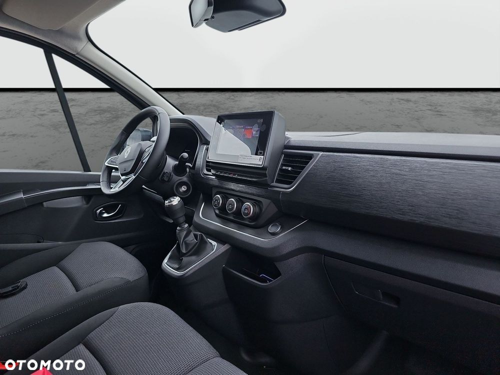 Renault Trafic - 15