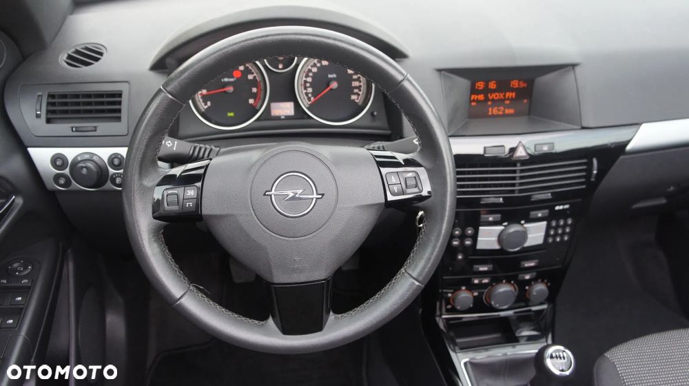Opel Astra 1.8 Edition - 27