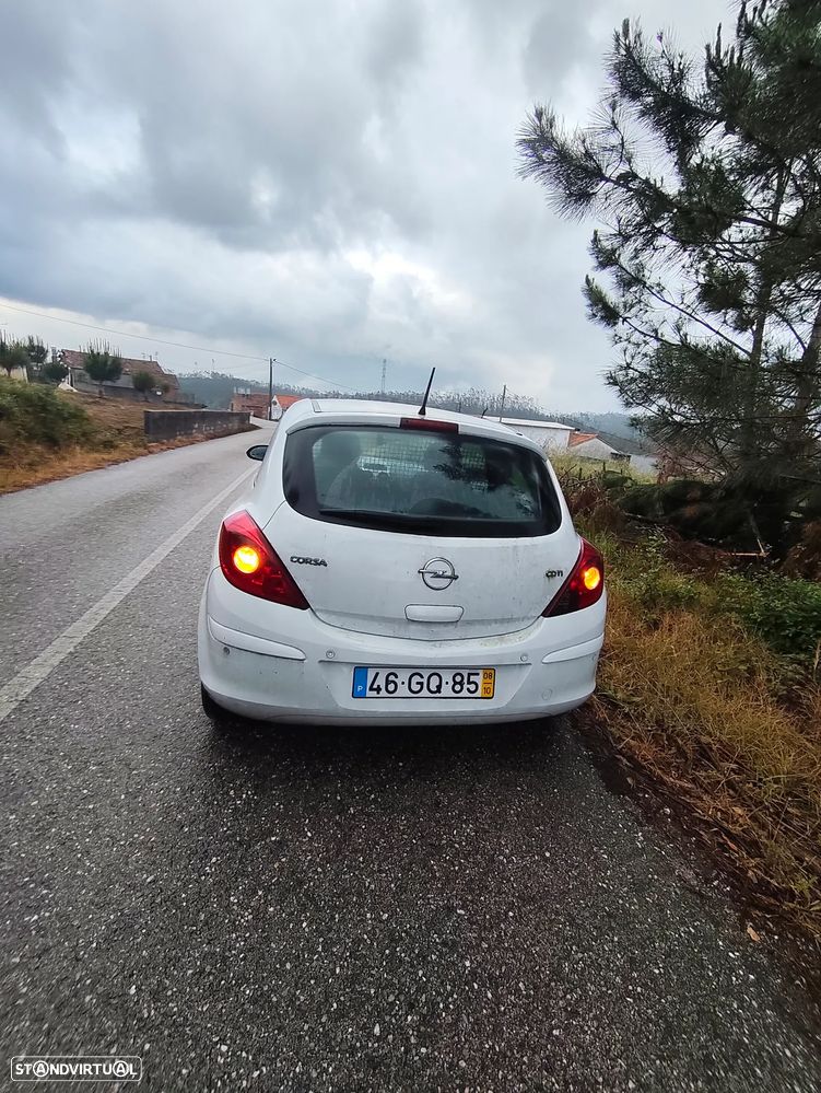 Opel Corsa 1.3 CDTi - 4