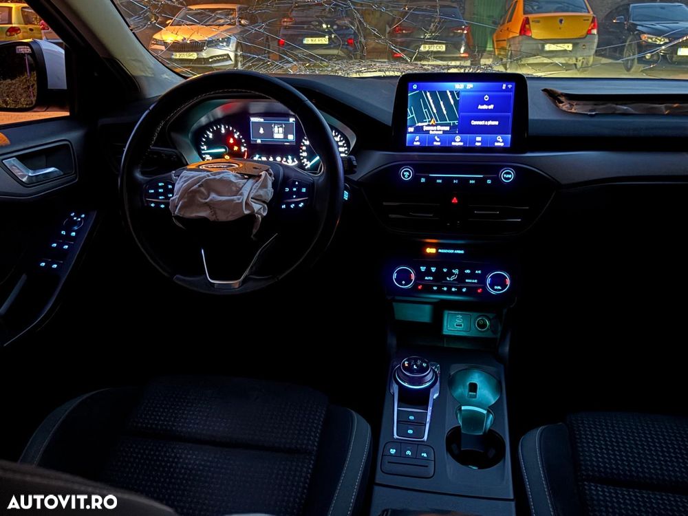 Ford Focus 1.5 EcoBlue Connected - 30